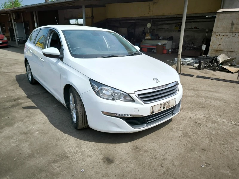 Peugeot 308 1.6 Blue HDI, снимка 3 - Автомобили и джипове - 39858189