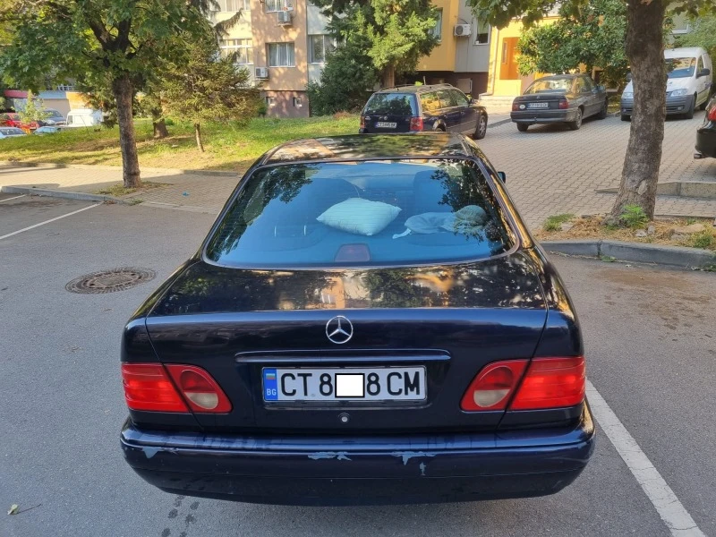 Mercedes-Benz E 250, снимка 4 - Автомобили и джипове - 46962930