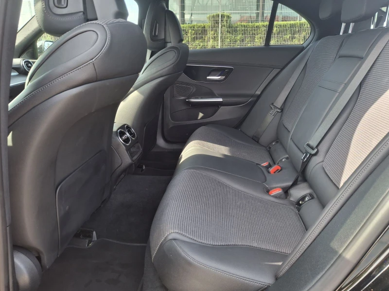 Mercedes-Benz C 220 d 4MATIC, снимка 10 - Автомобили и джипове - 47535002