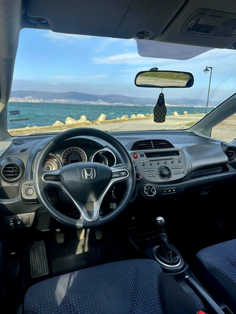 Honda Jazz 1.2, снимка 8 - Автомобили и джипове - 49089455