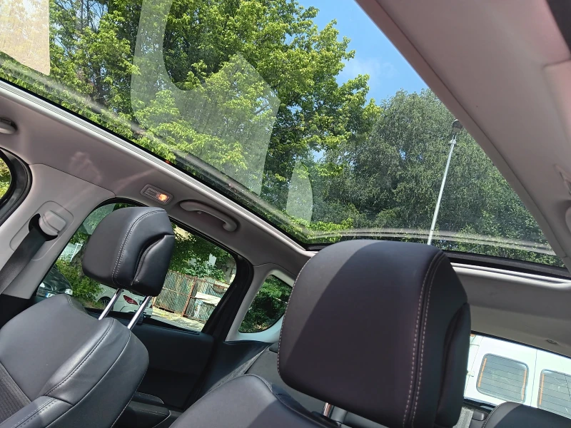 Peugeot 3008 ALLURE, снимка 11 - Автомобили и джипове - 52375519