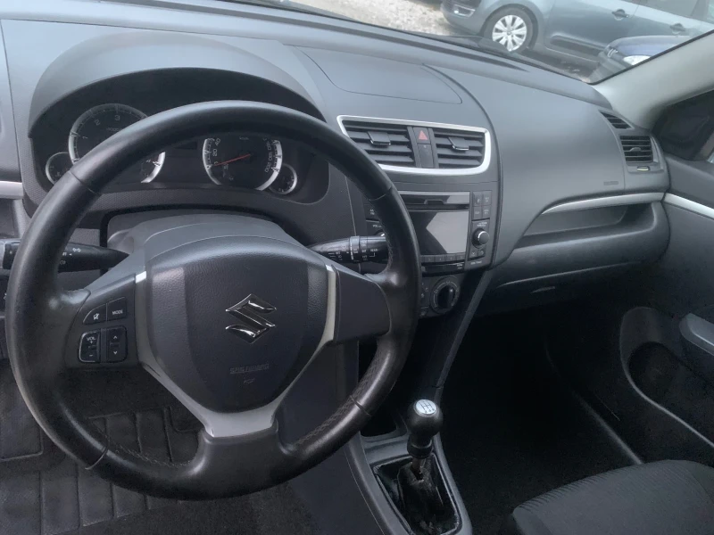 Suzuki Swift 1.3D KLIMA ITALY 178000km, снимка 12 - Автомобили и джипове - 52402223