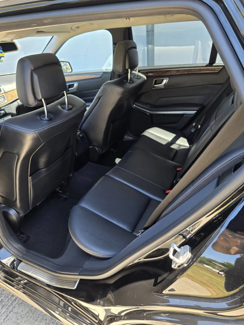 Mercedes-Benz E 200 Нов внос Германия, снимка 8 - Автомобили и джипове - 52486509