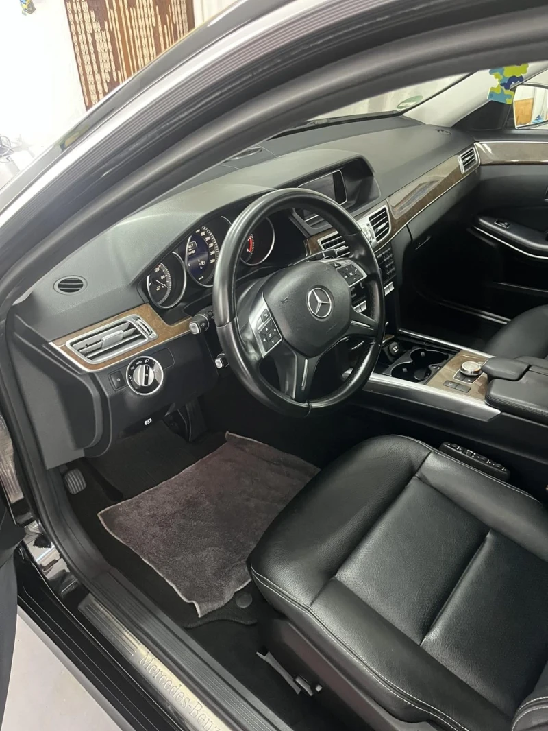 Mercedes-Benz E 200 Нов внос Германия, снимка 2 - Автомобили и джипове - 52486509