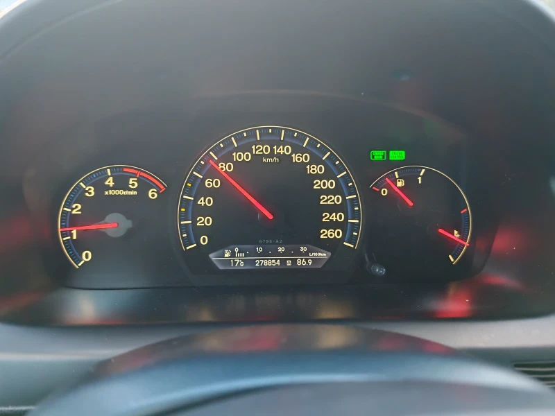 Honda Accord Facelift , снимка 11 - Автомобили и джипове - 52072719