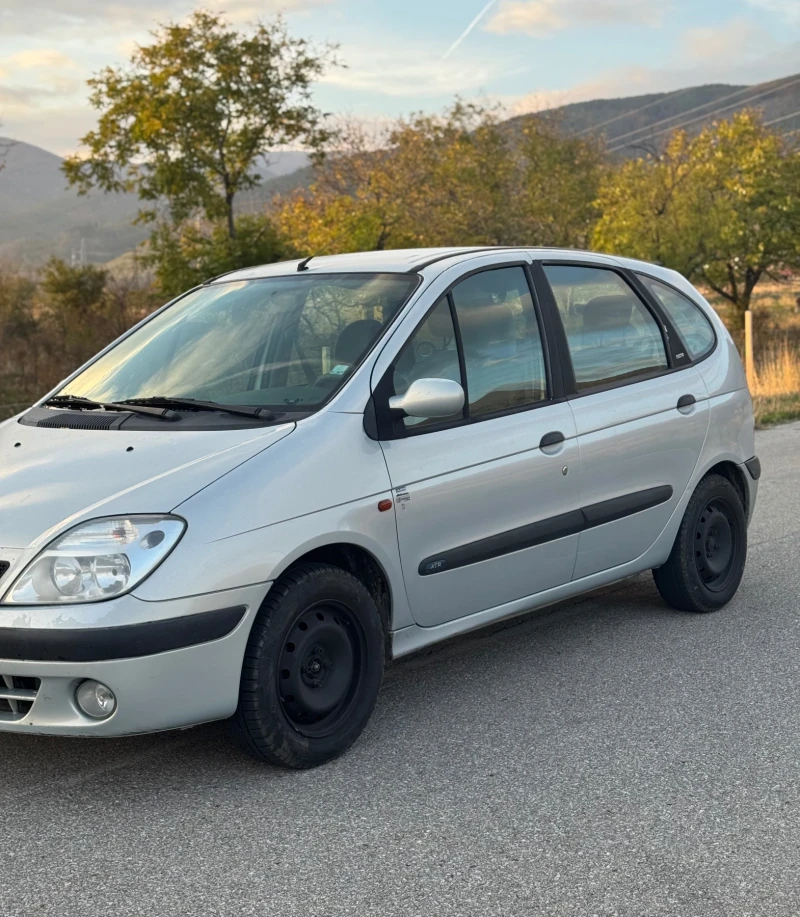 Renault Scenic 1.9, снимка 2 - Автомобили и джипове - 52147842