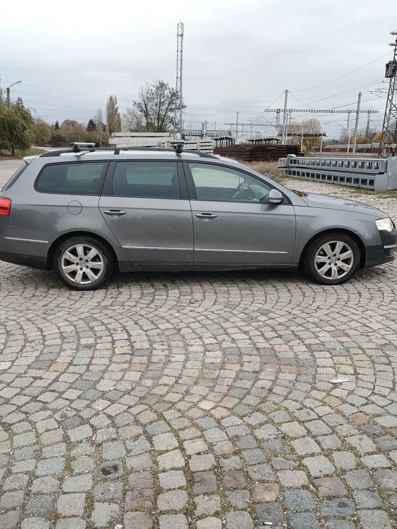 VW Passat 2.0 TDI, снимка 13 - Автомобили и джипове - 52294344