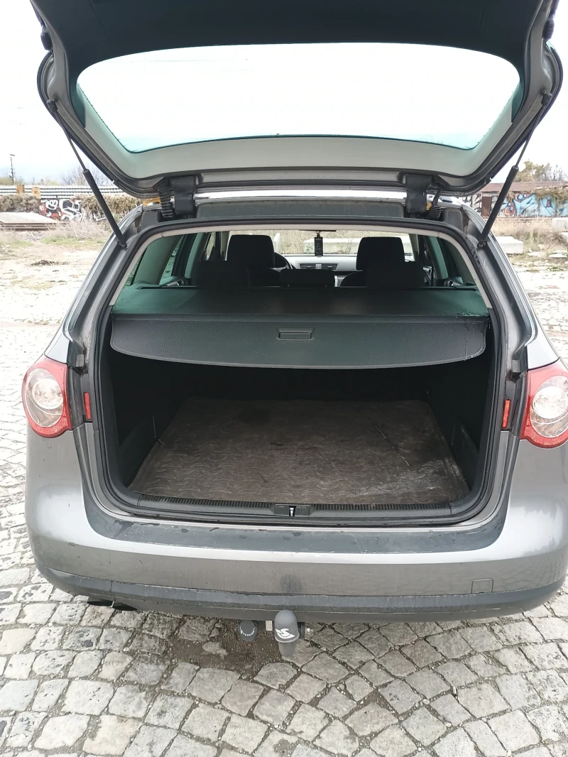 VW Passat 2.0 TDI, снимка 5 - Автомобили и джипове - 52294344