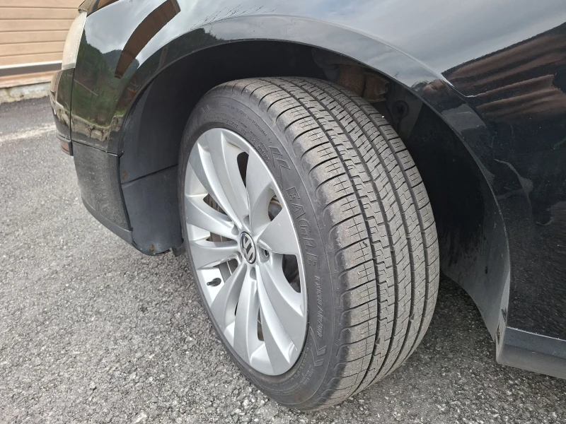 VW Passat 2.0 tdi, снимка 9 - Автомобили и джипове - 52566179