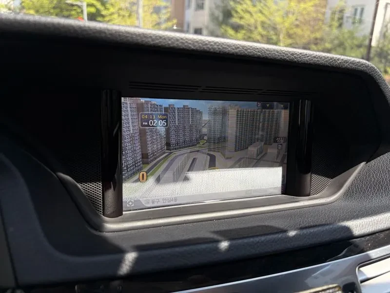 Mercedes-Benz E 220 | Mobile.bg � ����������� 11