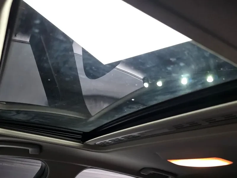 BMW 118 D Sports 5-Door, снимка 17 - Автомобили и джипове - 56162253