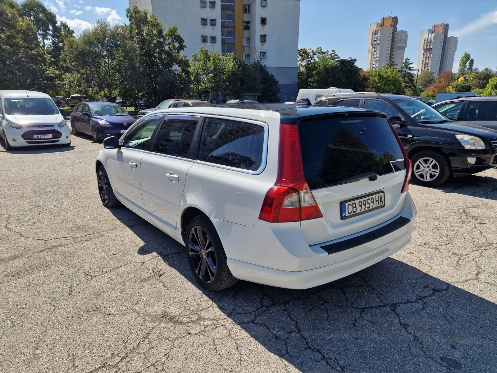 Volvo V70 2.0, D4 - изображение 5