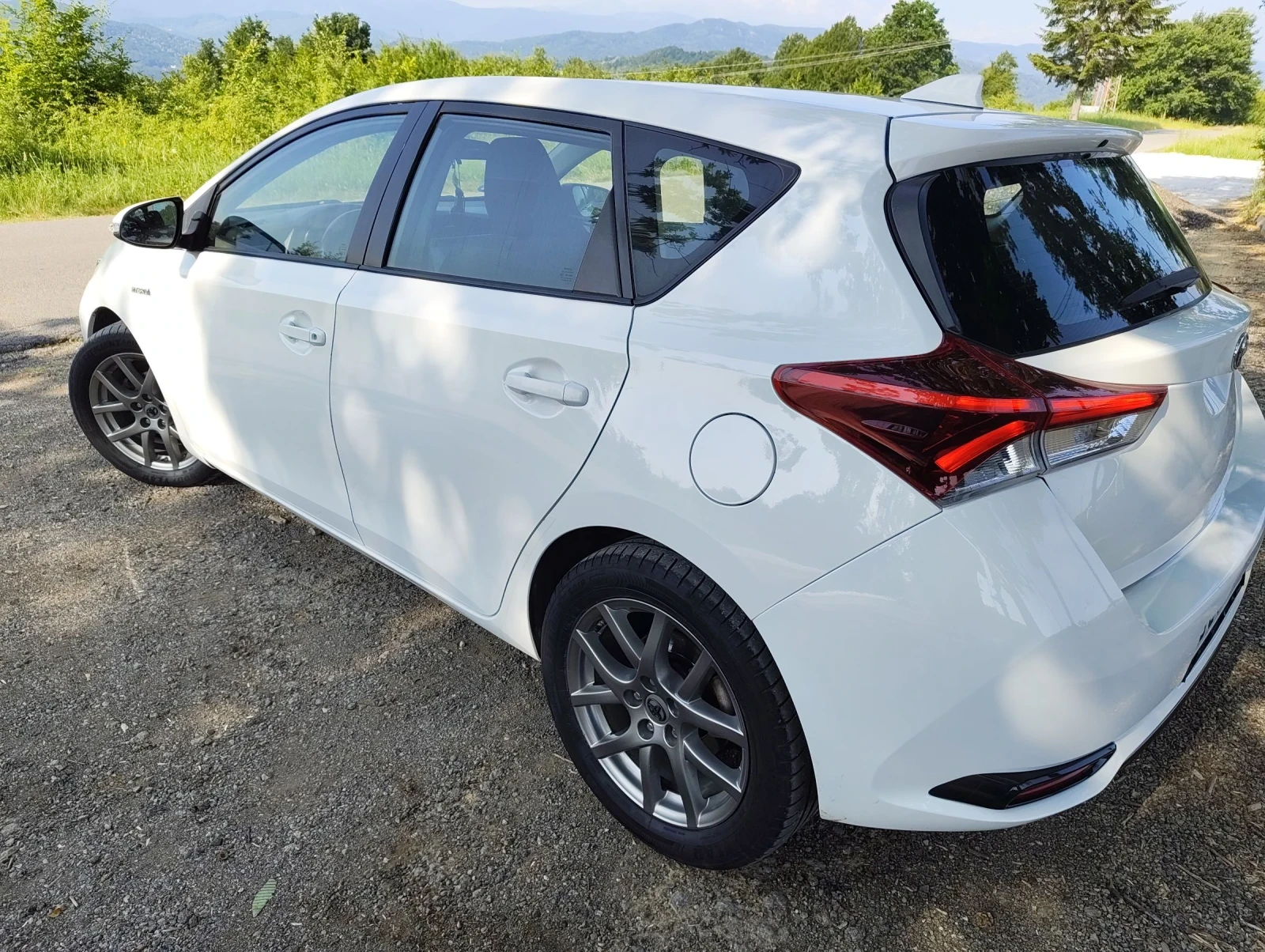 Toyota Auris LED фарове - изображение 5