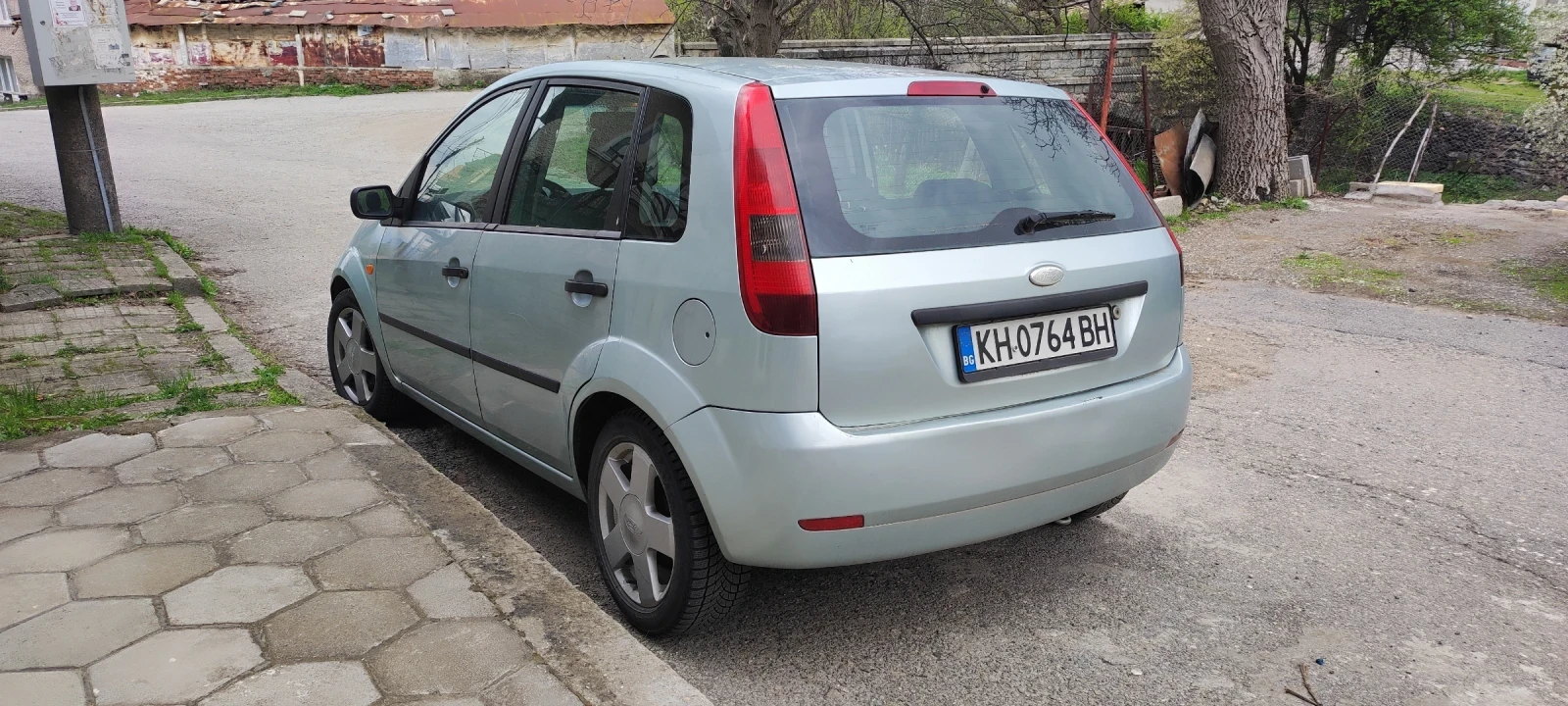 Ford Fiesta 1.4 i - изображение 6