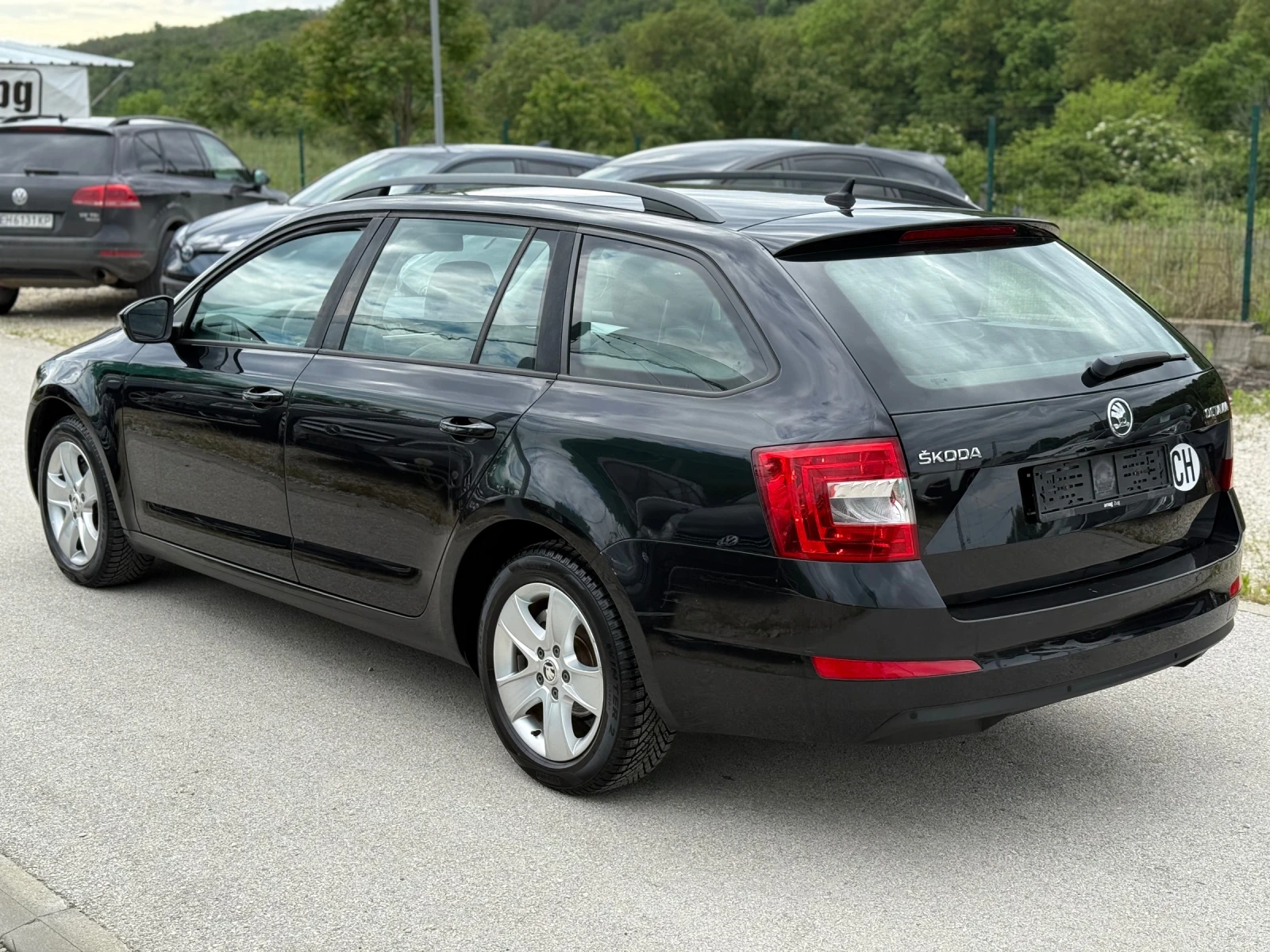Skoda Octavia 2.0TDI Автоматик Швейцария  - изображение 5