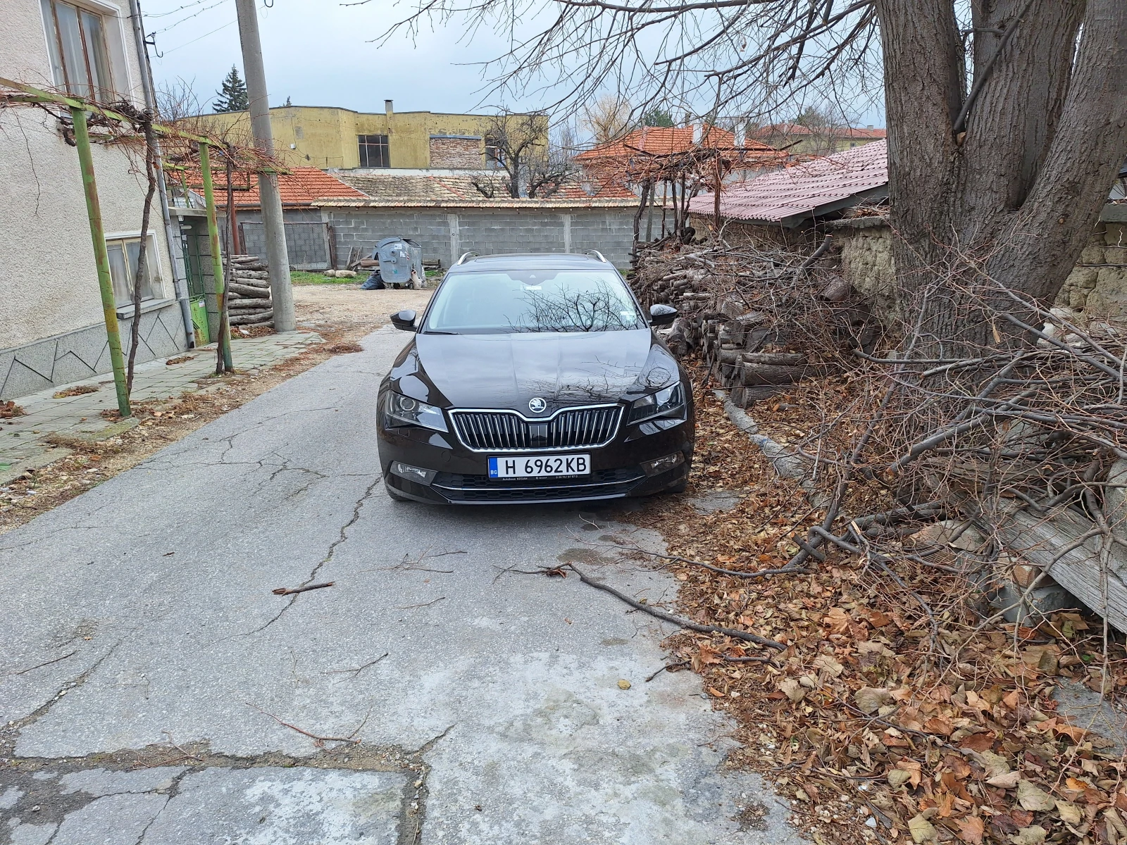 Skoda Superb 2.0 TDI Laurin & Klement - изображение 3