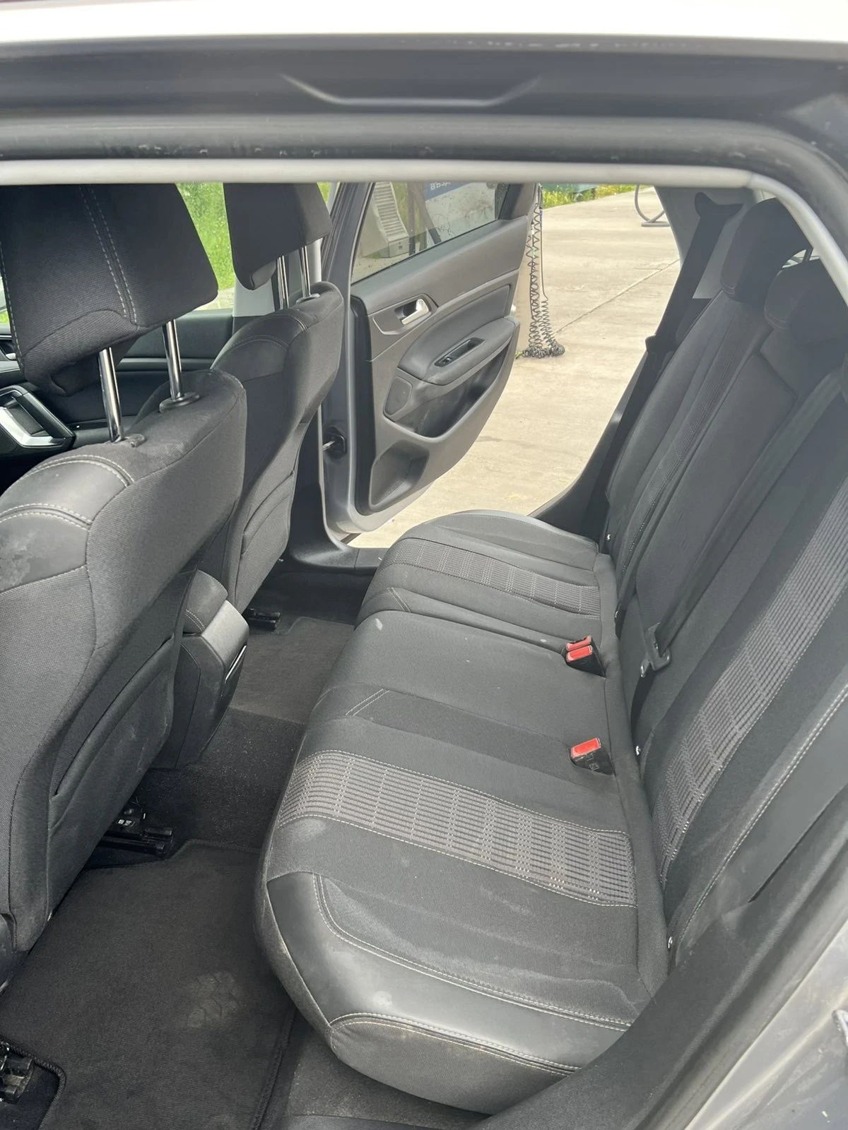 Peugeot 308 1.5 Bluehdi 100 - изображение 5