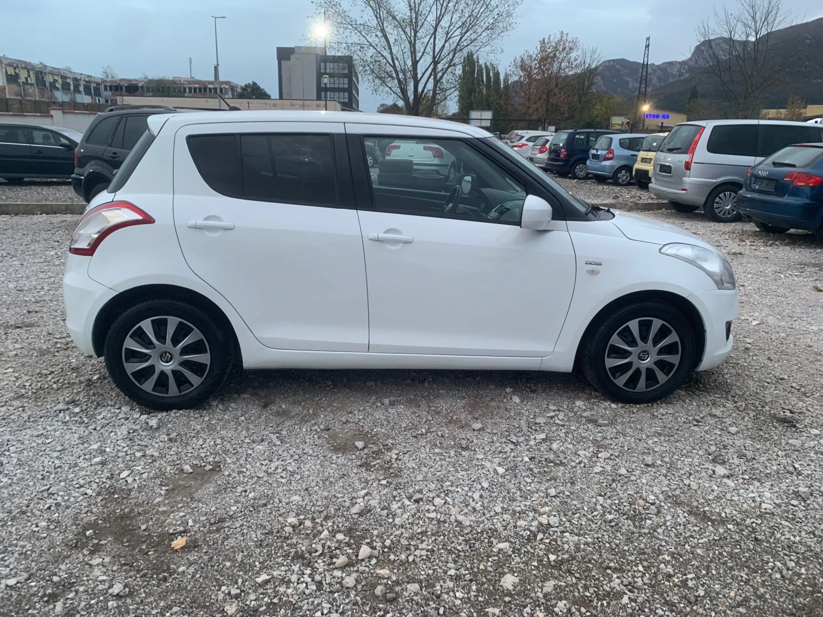Suzuki Swift 1.3D KLIMA ITALY 178000km - изображение 7
