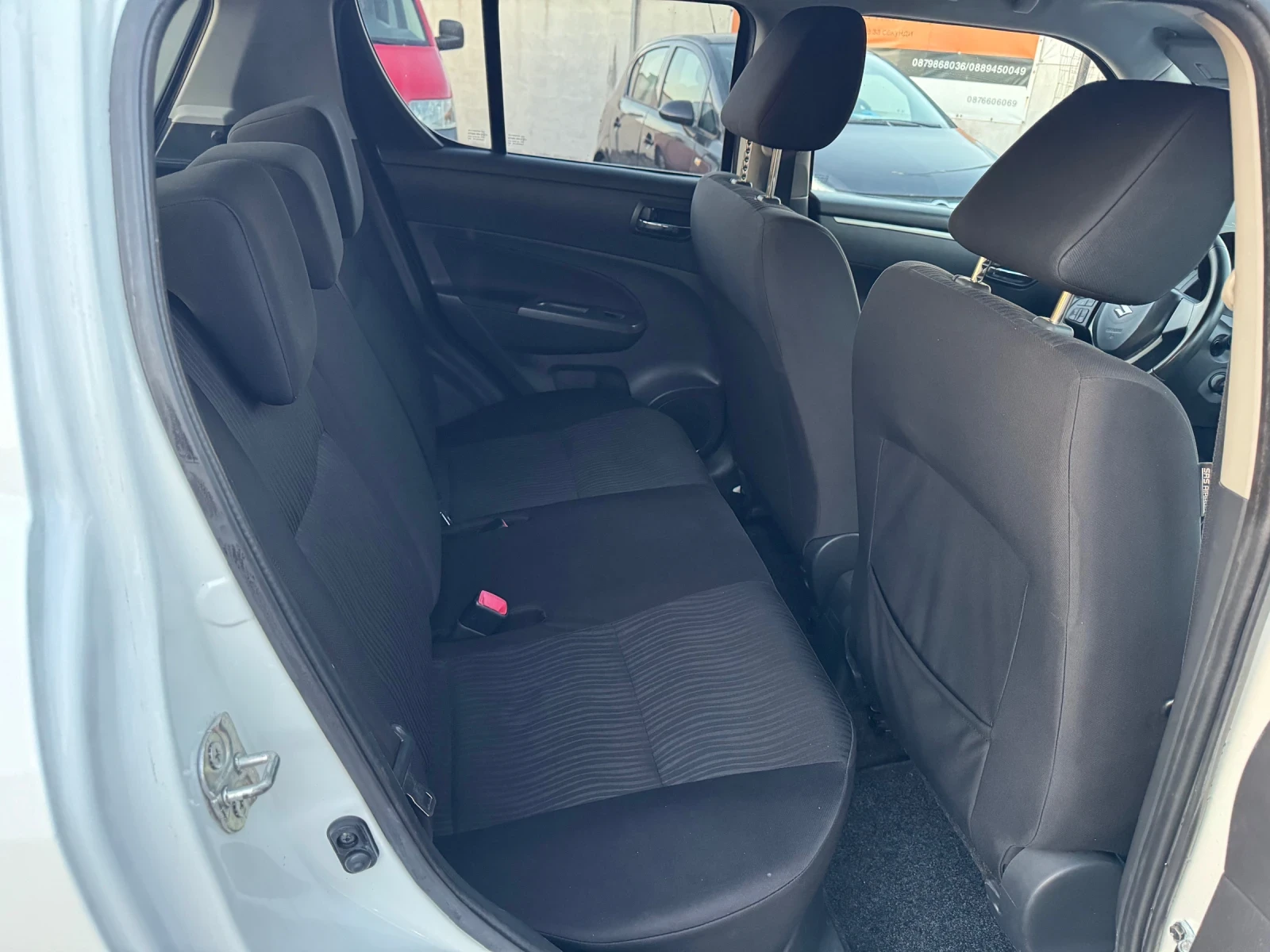 Suzuki Swift 1.3D KLIMA ITALY 178000km, снимка 11 - Автомобили и джипове - 53973707