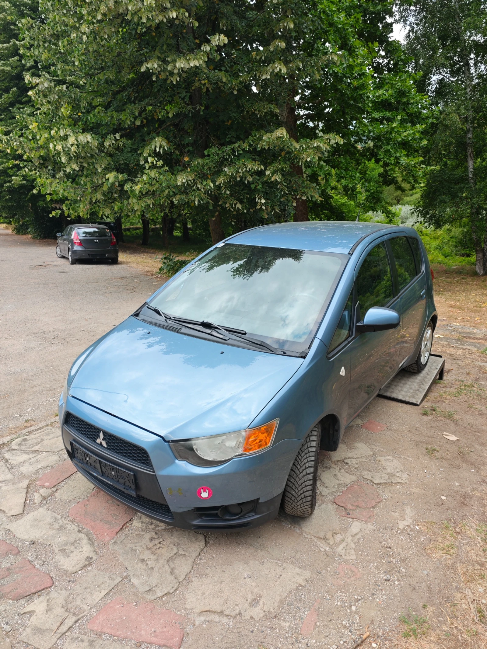 Mitsubishi Colt 1.4I  - изображение 3