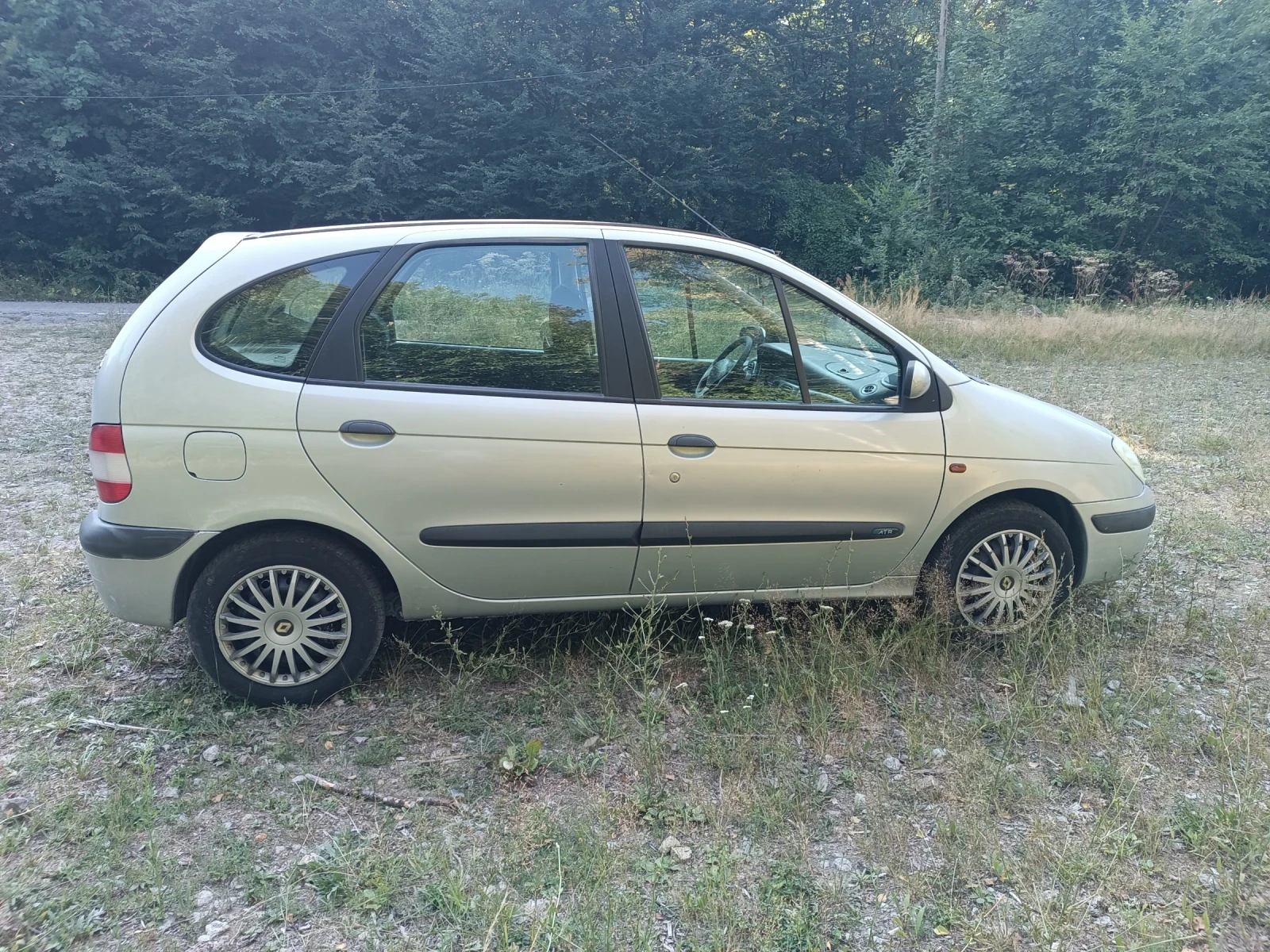 Renault Scenic 1.6 - изображение 4