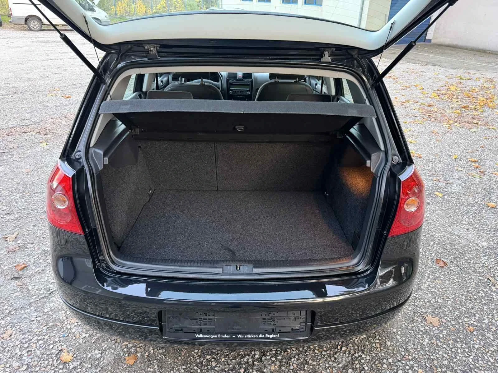 VW Golf V 1, 9TDI GERMANY - изображение 9