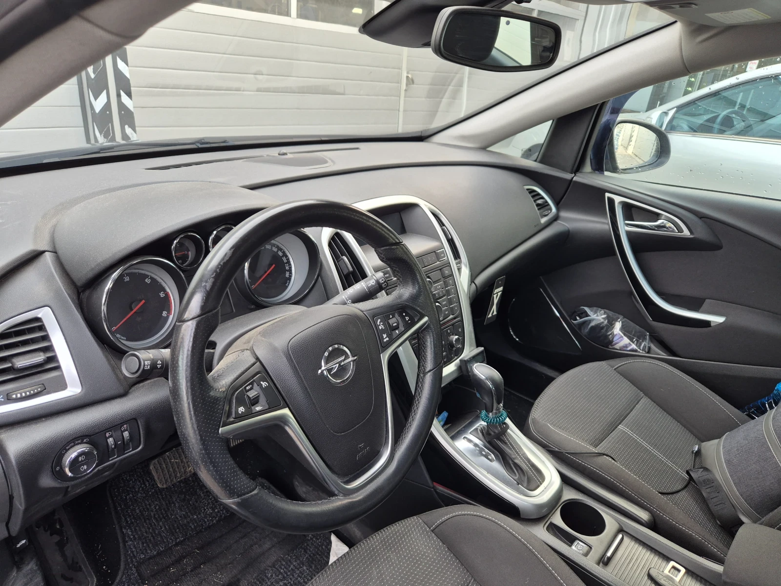 Opel Astra Turbo 160k.c - изображение 5