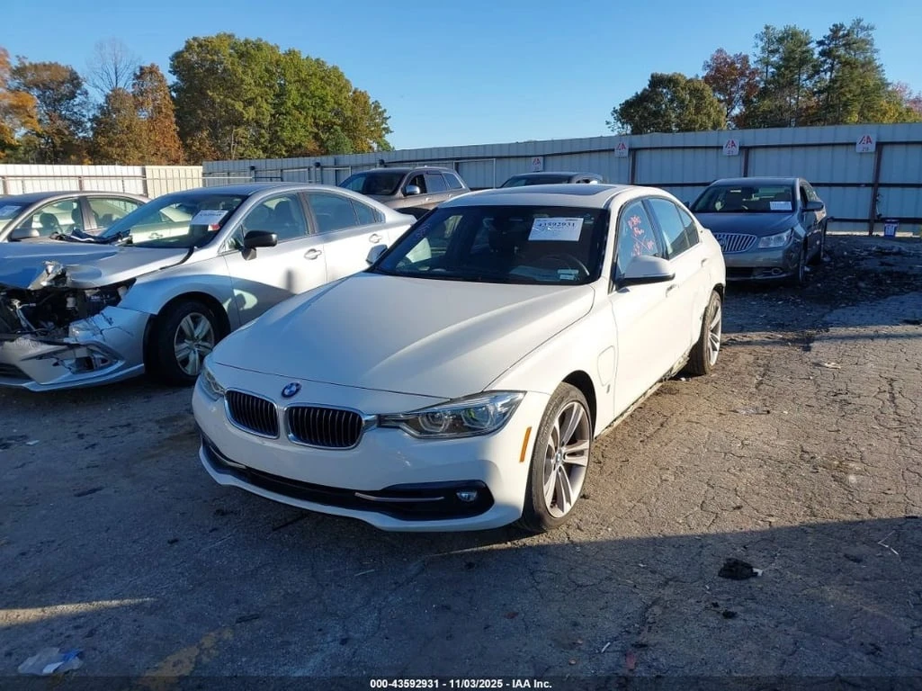 BMW 330 * IPERFORMANCE * CARFAX * БЕЗ ПЪРВОНАЧАЛНА ВНОСКА - изображение 2