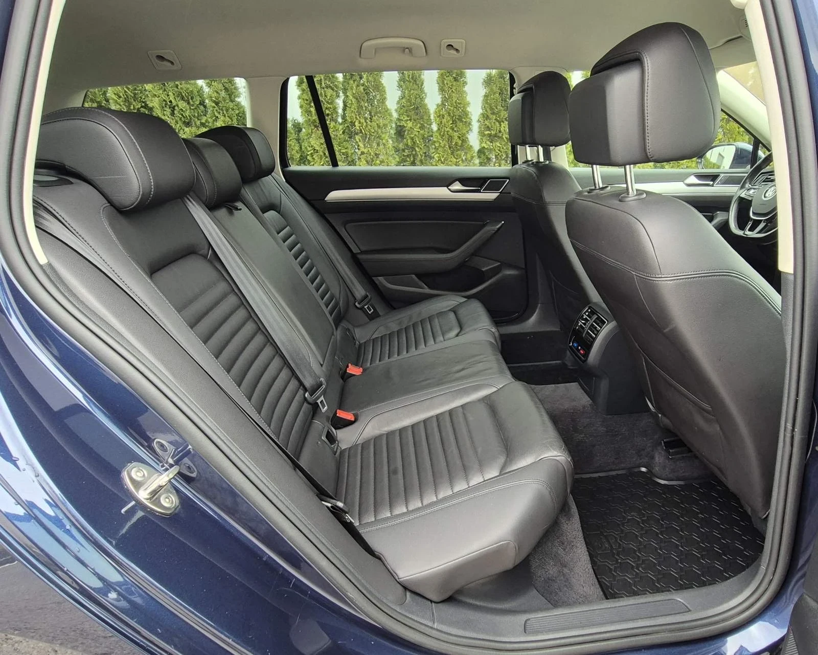 VW Passat 2.0 TDI 150�� SWISS  | Mobile.bg � ����������� 13