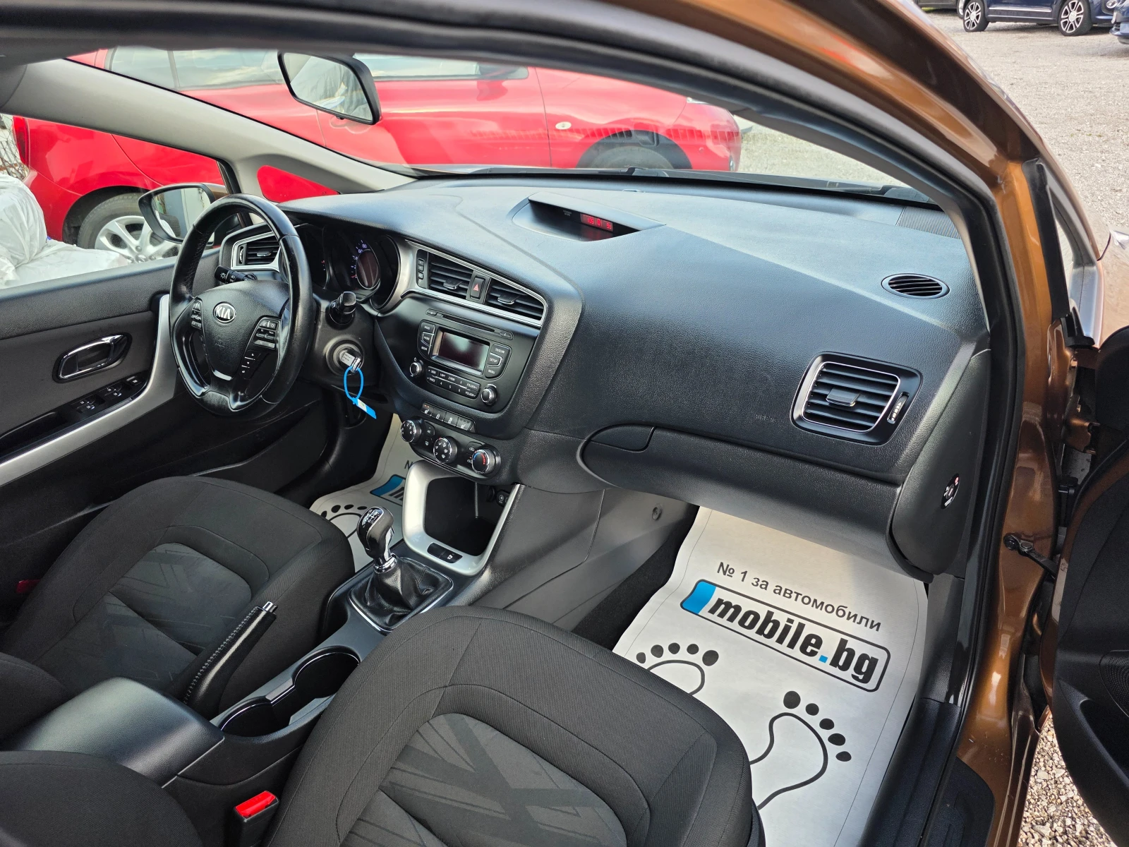 Kia Ceed 1.6CRDI 135K.C EURO6 LED , снимка 8 - Автомобили и джипове - 53726478