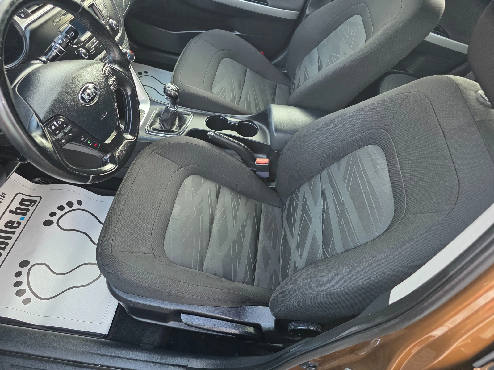 Kia Ceed 1.6CRDI 135K.C EURO6 LED , снимка 13 - Автомобили и джипове - 53726478