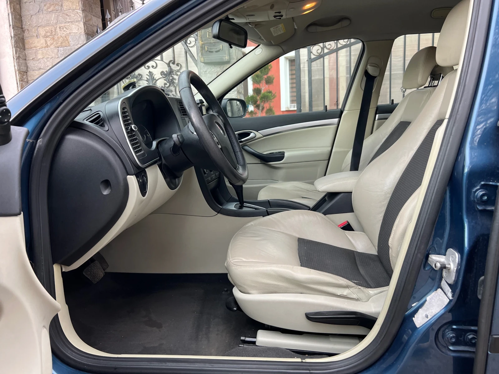 Saab 9-3 ОТЛИЧНА АВТОМАТИК !, снимка 9 - Автомобили и джипове - 53996598