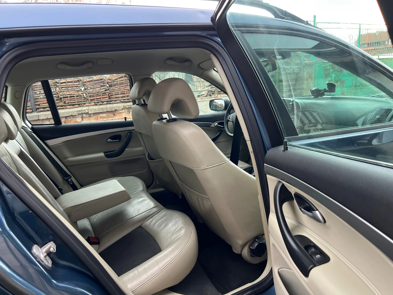 Saab 9-3 ОТЛИЧНА АВТОМАТИК !, снимка 14 - Автомобили и джипове - 53996598