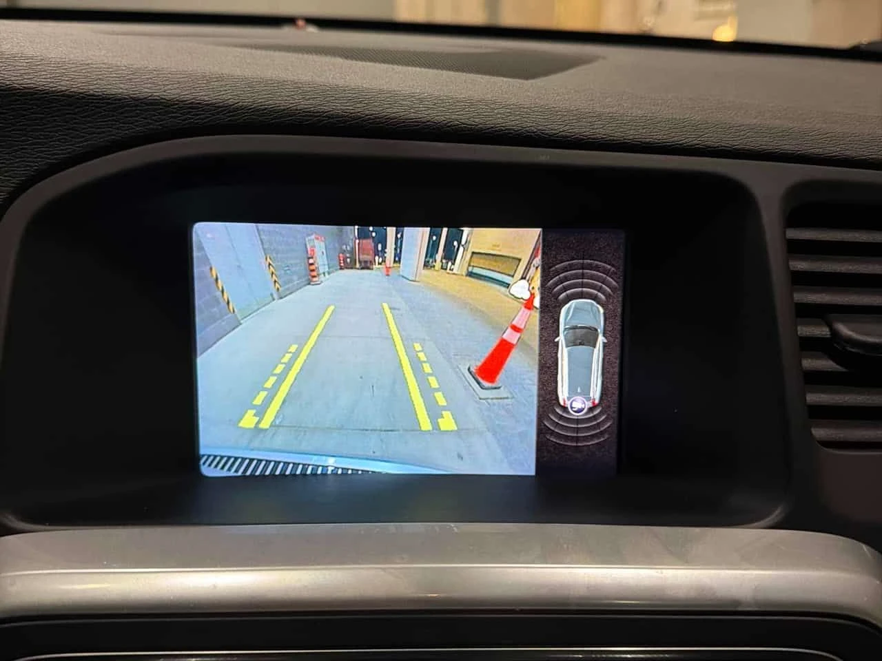 Volvo V60 T6 Polestar| ШИБИДАХ| HAR/KARDON| КЛИП НА МОТОР, снимка 11 - Автомобили и джипове - 54009538