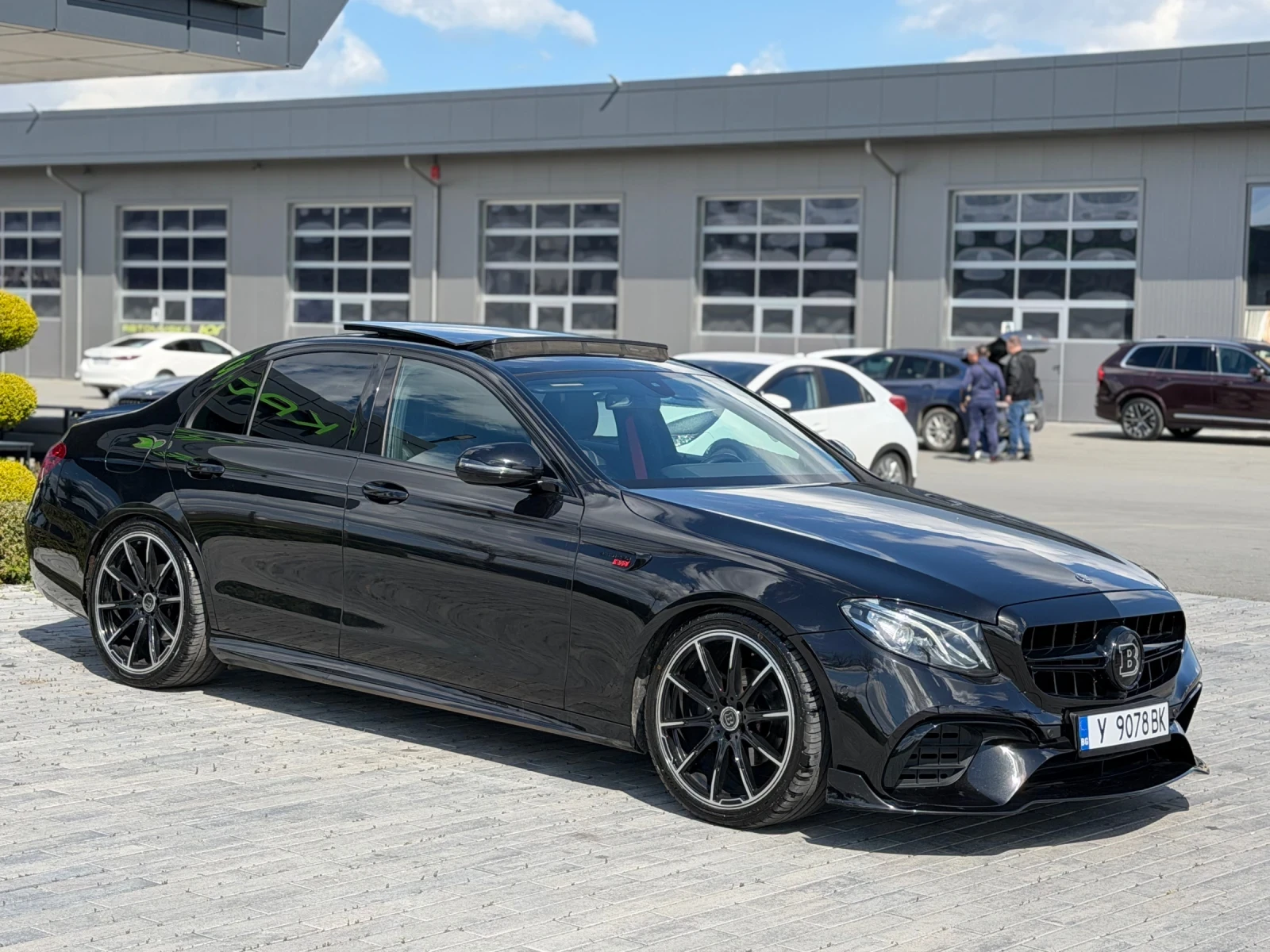 Mercedes-Benz E 220 BRABUS 800/ПАНОРАМА / AMBIENT PLUS / BURMESTER