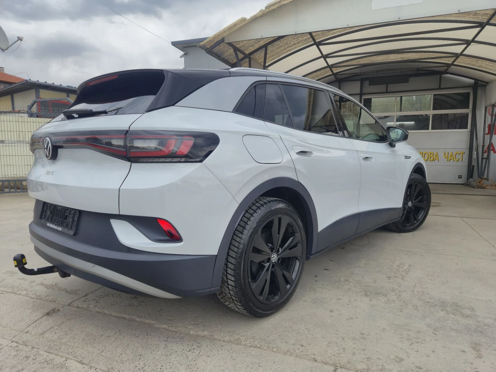 VW ID.4 SOH 90% 82Kw/h 1ST Edition, снимка 6 - Автомобили и джипове - 54258796