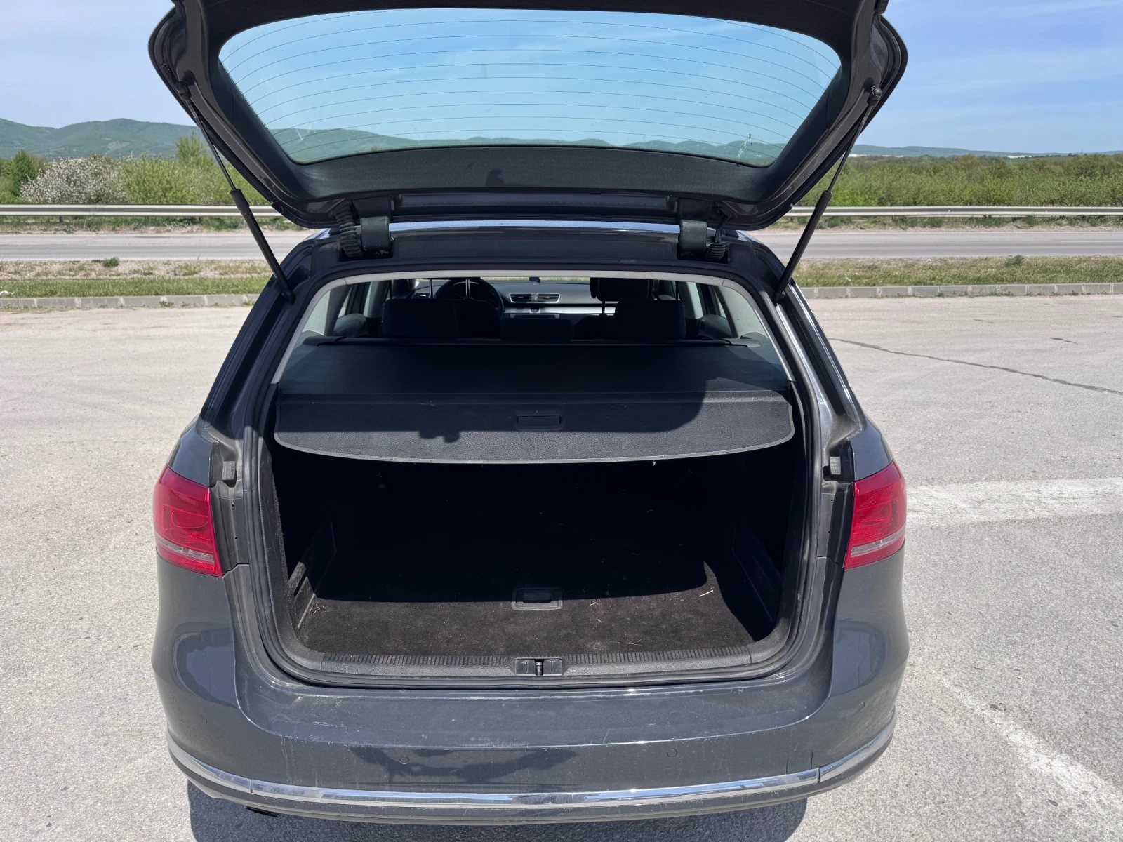 VW Passat AVTOMAT, снимка 13 - Автомобили и джипове - 54343771