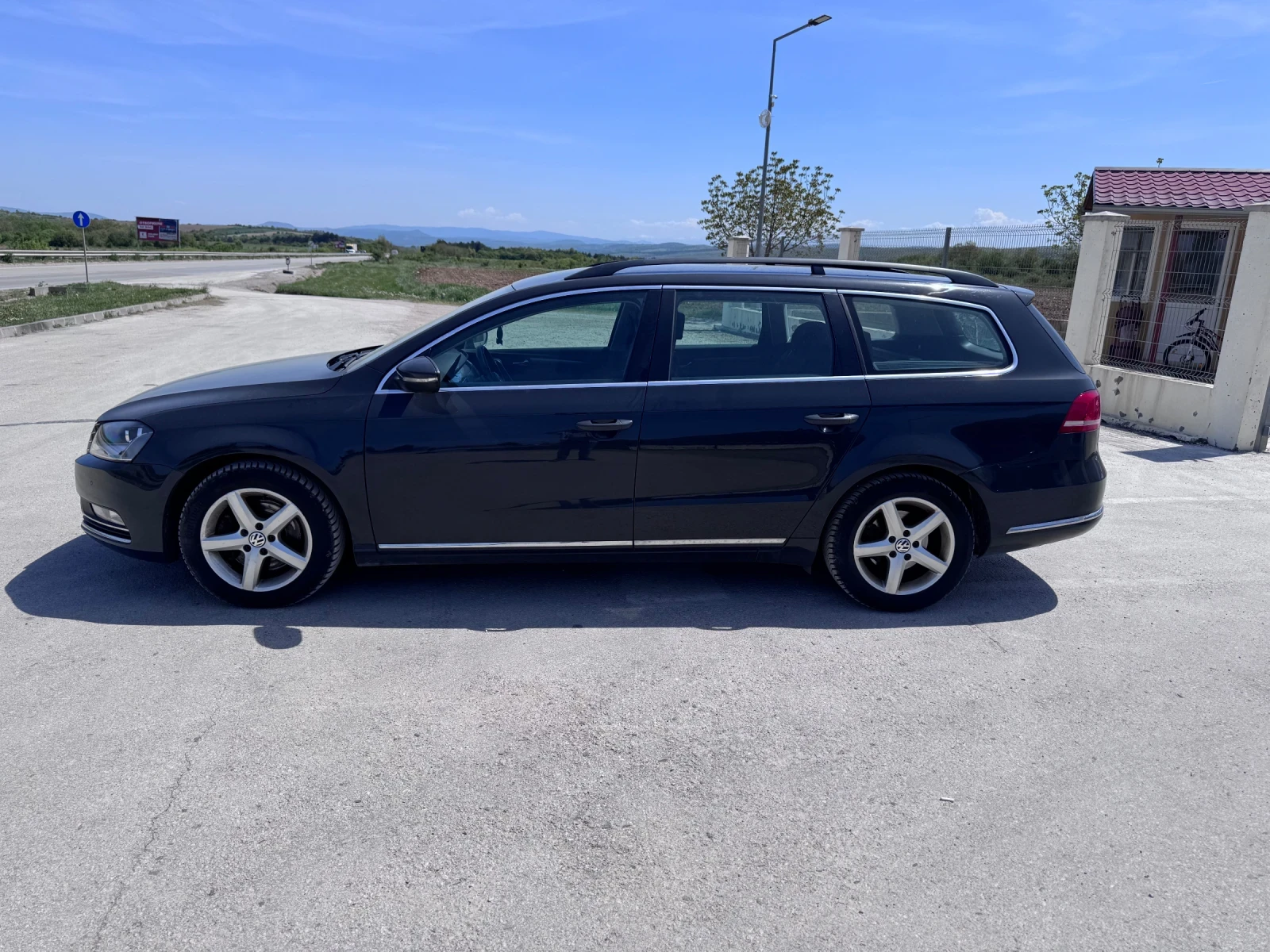 VW Passat AVTOMAT, снимка 3 - Автомобили и джипове - 54343771