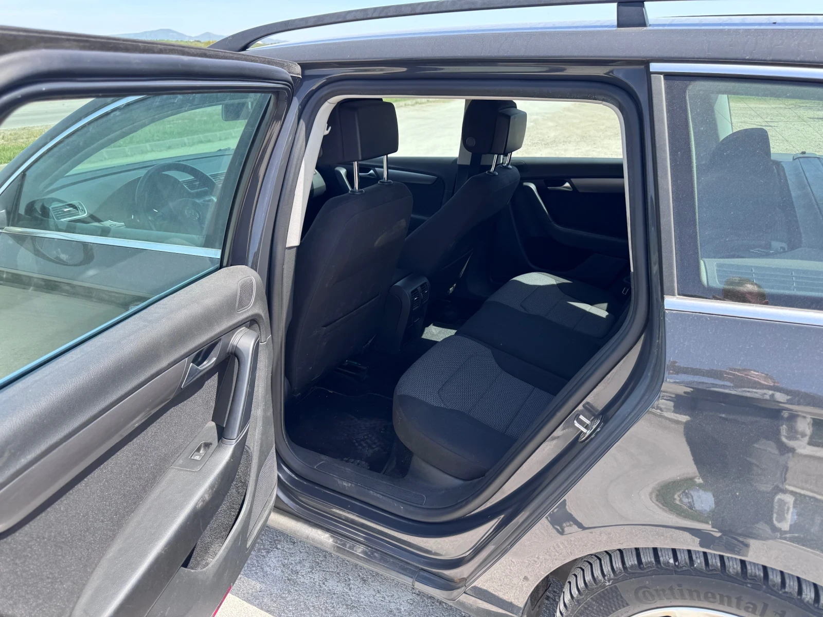 VW Passat AVTOMAT, снимка 12 - Автомобили и джипове - 54343771