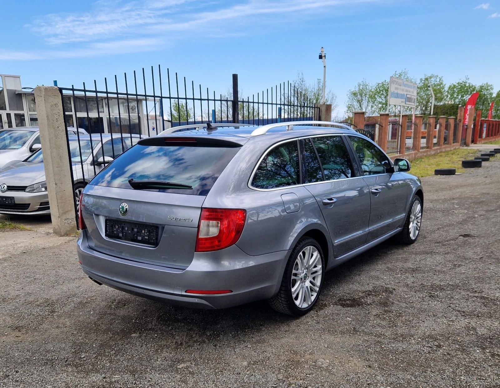 Skoda Superb 2.0TDI AUTOMATIC, снимка 5 - Автомобили и джипове - 54389828