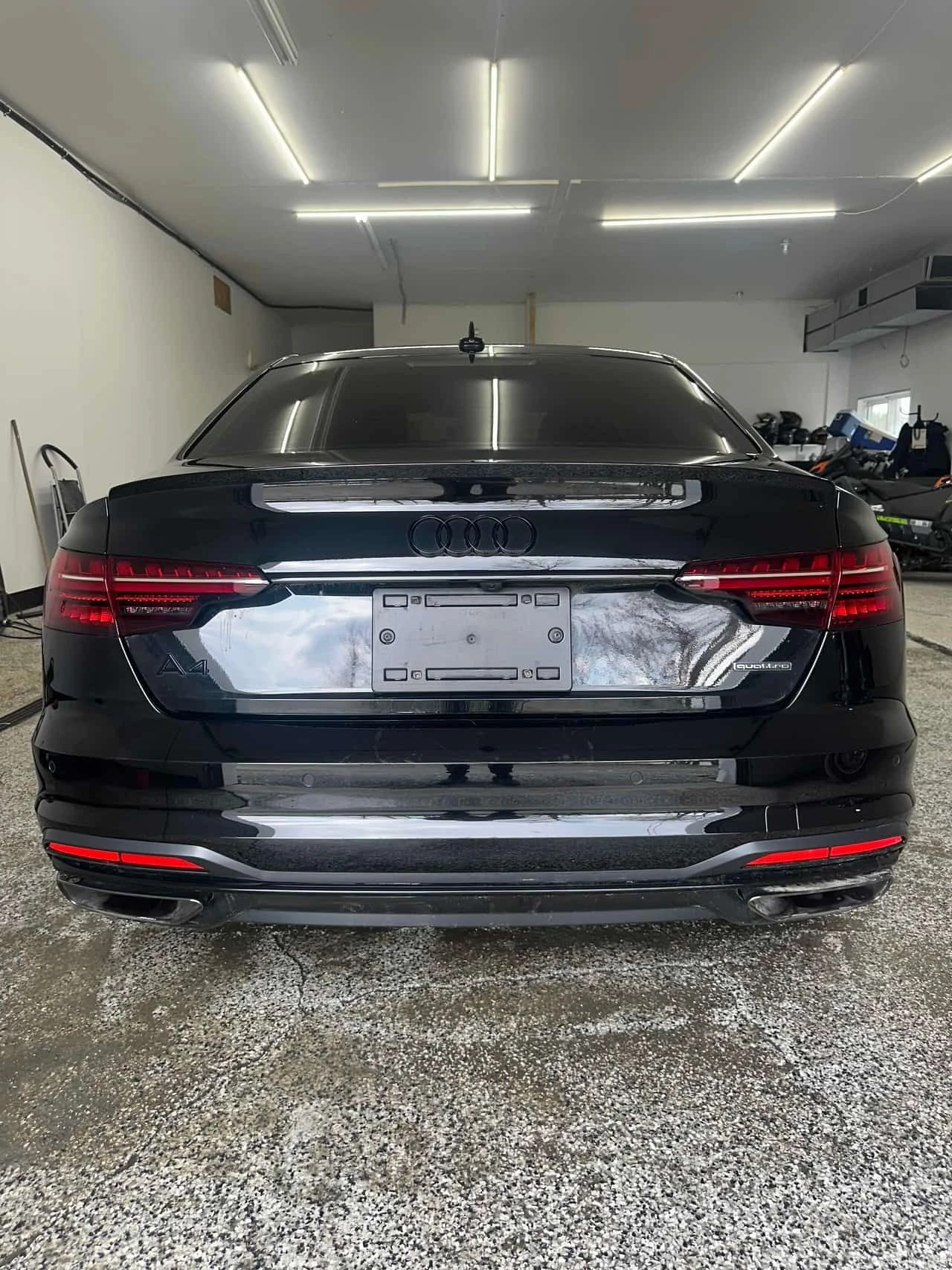 Audi A4 * Progressiv * ДИСТРОНИК * DIGITAL* ПОДГРЕВ, снимка 4 - Автомобили и джипове - 54435543