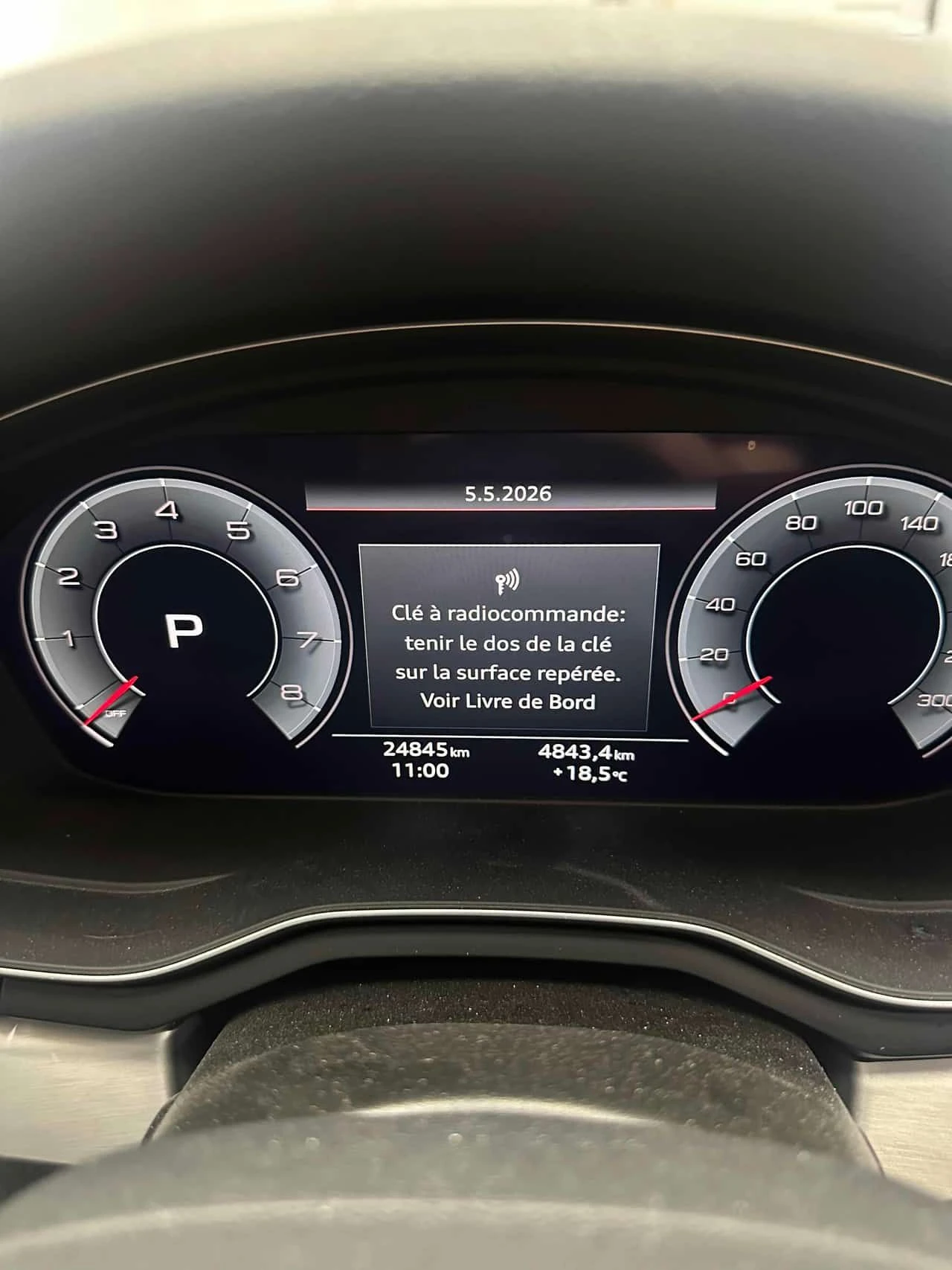 Audi A4 * Progressiv * ДИСТРОНИК * DIGITAL* ПОДГРЕВ, снимка 7 - Автомобили и джипове - 54435543