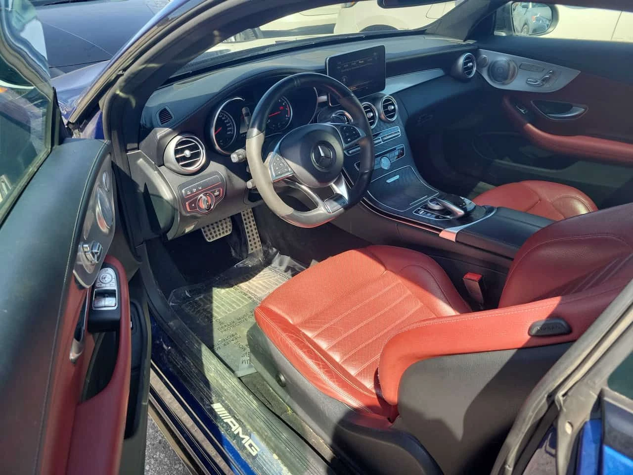 Mercedes-Benz C 43 AMG КЛИП/ДИСТРОНИК/360/CARFAX/ФИНАНСИРАНЕ, снимка 6 - Автомобили и джипове - 54723548