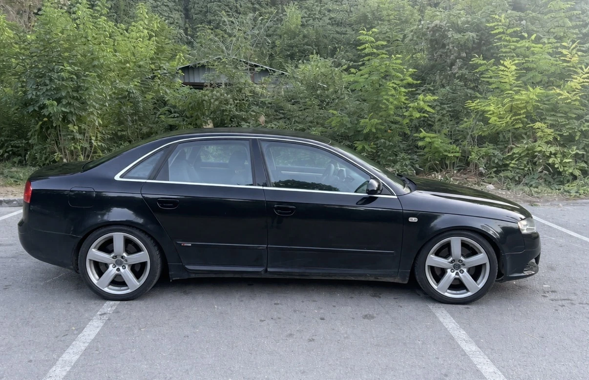 Audi A4 2.0 TDI, снимка 4 - Автомобили и джипове - 54727856