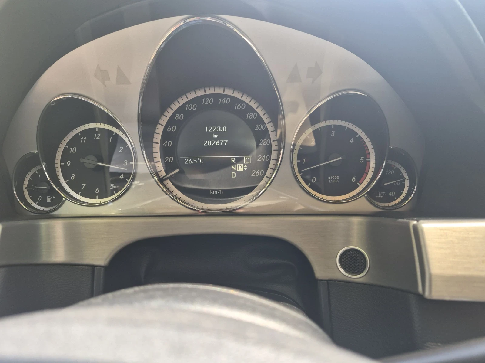 Mercedes-Benz E 350 E 350 CDI 4Matic BlueEFFICIENCY Avantgarde, снимка 10 - Автомобили и джипове - 54836928