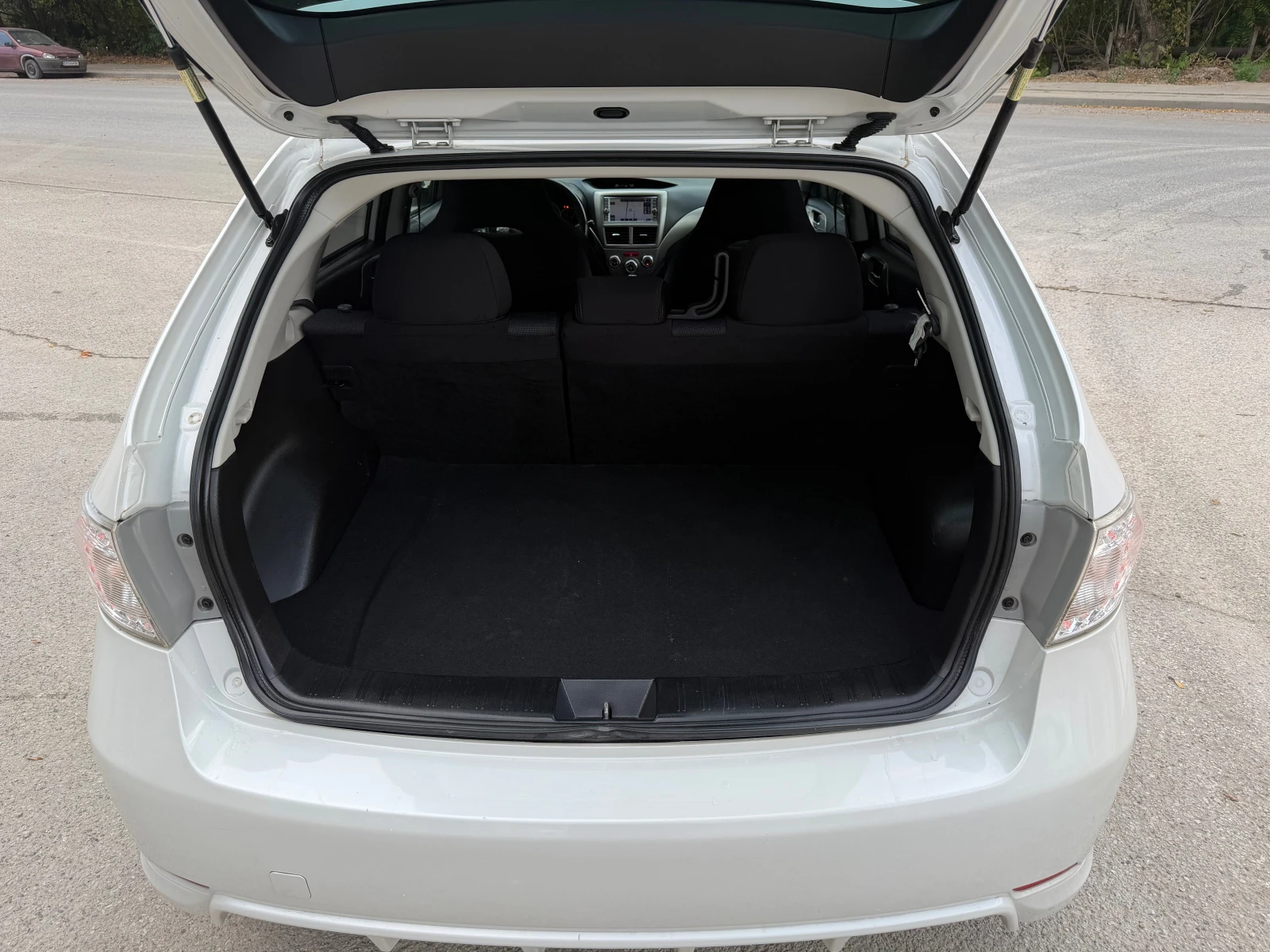 Subaru Impreza 2.0 WRX PAKET, снимка 10 - Автомобили и джипове - 55805161