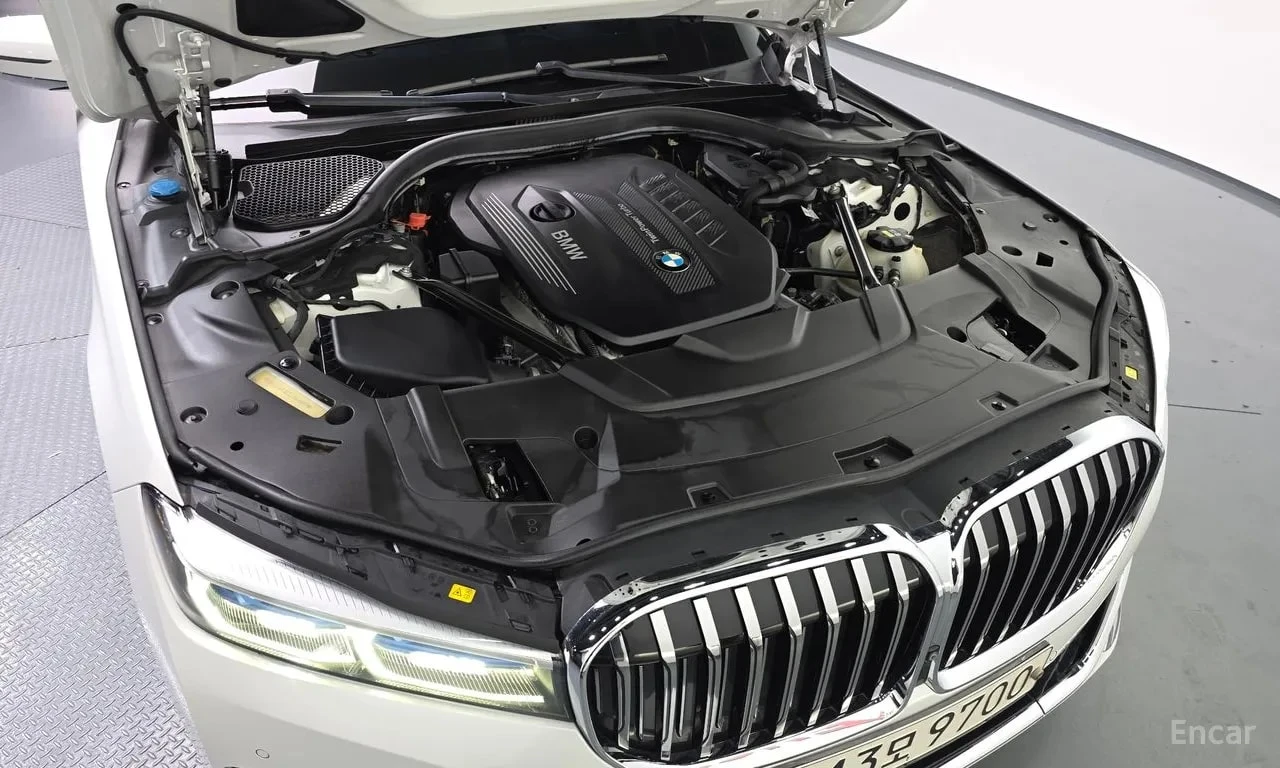 BMW 730 Ld xDrive Design Pure Excellence , снимка 6 - Автомобили и джипове - 55941365