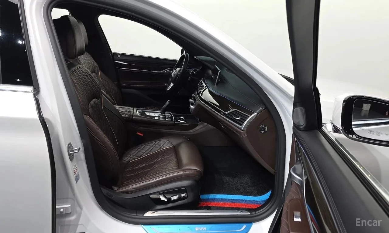 BMW 730 Ld xDrive Design Pure Excellence , снимка 11 - Автомобили и джипове - 55941365