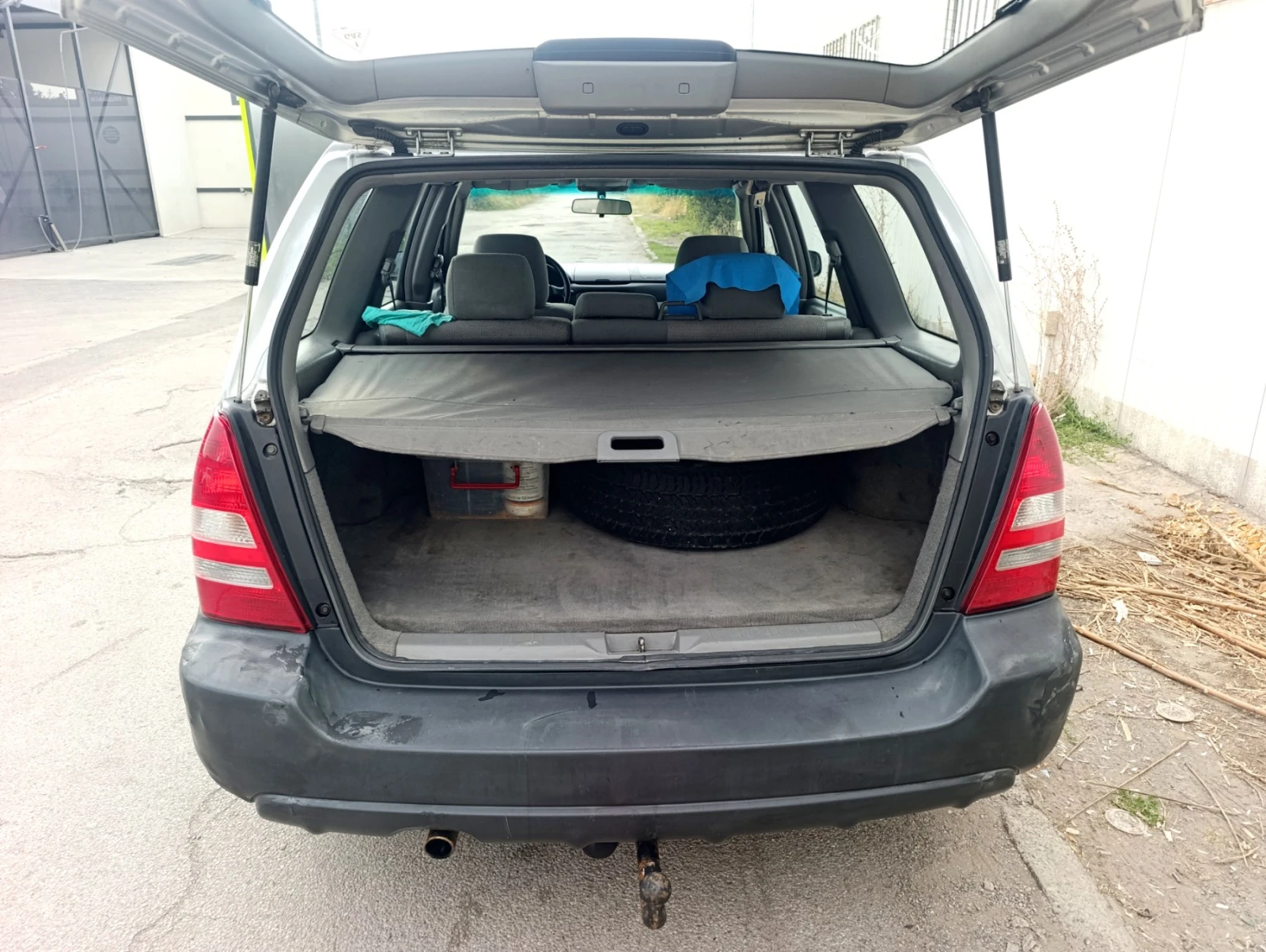 Subaru Forester 2004, снимка 8 - Автомобили и джипове - 56281774