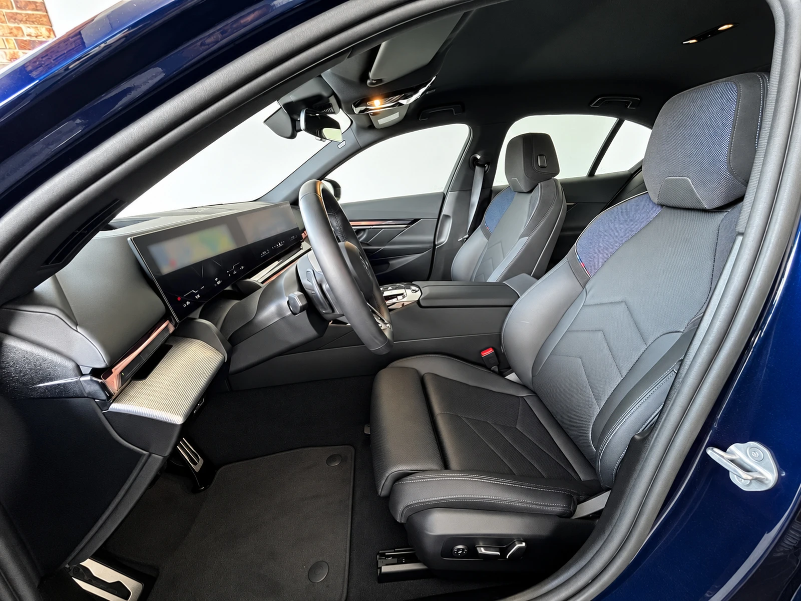 BMW i5 40/eDrive/M-SPORT/AIR/HUD/360/ | Mobile.bg � ����������� 6